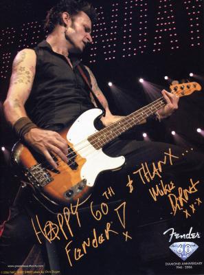 Autographe de Mike