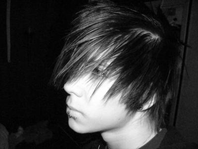 EmO (or nOt EmO?!)